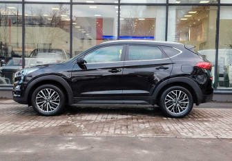 Подержанный автомобиль Hyundai Tucson 2020 года (5 фото)