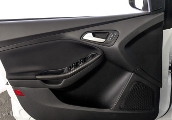 Подержанный автомобиль Ford Focus Wagon 2019 года (19 фото)