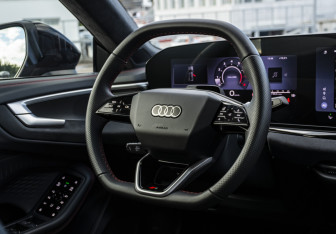 Подержанный автомобиль Audi A5 Liftback 2025 года (11 фото)