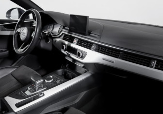 Подержанный автомобиль Audi A5 Liftback 2018 года (9 фото)