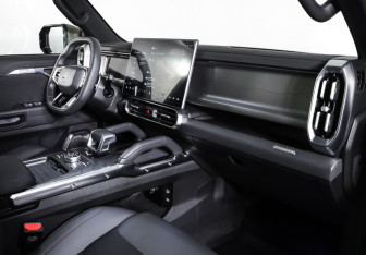 Подержанный автомобиль Jetour T2 2025 года (11 фото)