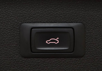 Подержанный автомобиль Audi A7 2013 года (25 фото)