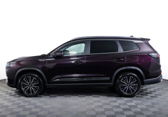Подержанный автомобиль Chery Tiggo 8 Pro Max 2022 года (8 фото)