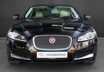 Подержанный автомобиль Jaguar XF Sedan 2014 года (2 фото)