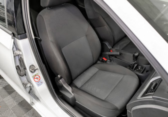 Подержанный автомобиль Skoda Rapid Liftback 2019 года (22 фото)