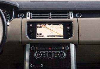 Подержанный автомобиль Land Rover Range Rover 2013 года (17 фото)