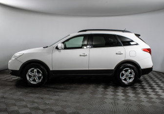 Подержанный автомобиль Hyundai ix55 2011 года (8 фото)