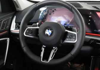 Новый BMW X1 2025 (13 фото)