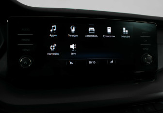 Подержанный автомобиль Skoda Octavia Liftback 2020 года (14 фото)