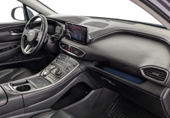 Подержанный автомобиль Hyundai Santa Fe 2021 года (13 фото)