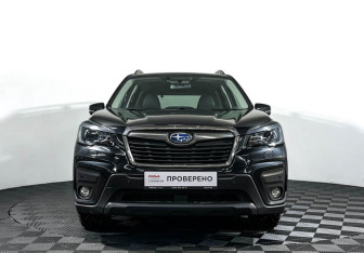 Подержанный автомобиль Subaru Forester Suv 2019 года (2 фото)