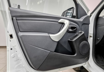 Подержанный автомобиль LADA (ВАЗ) Largus Wagon 2021 года (20 фото)