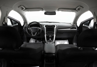 Подержанный автомобиль Ford Mondeo Wagon 2015 года (7 фото)