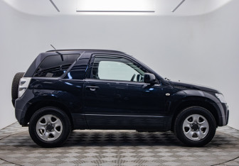 Подержанный автомобиль Suzuki Grand Vitara 2007 года (6 фото)