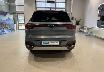 Подержанный автомобиль Chery Tiggo 8 2021 года (5 фото)