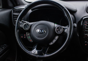 Подержанный автомобиль Kia Soul 2014 года (15 фото)