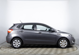 Подержанный автомобиль Kia Rio Hatchback 2014 года (4 фото)