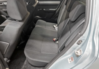 Подержанный автомобиль Suzuki Swift Hatchback 2007 года (12 фото)