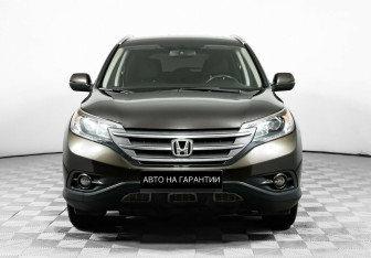 Подержанный автомобиль Honda CR-V 2013 года (2 фото)