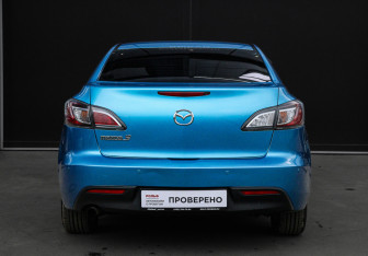 Подержанный автомобиль Mazda 3 Sedan 2011 года (5 фото)
