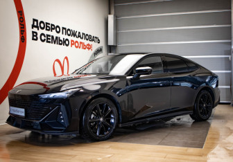 Подержанный автомобиль Changan UNI-V 2023 года (1 фото)