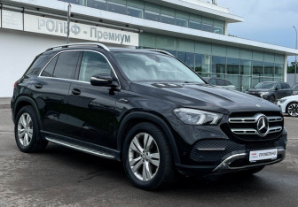 Подержанный автомобиль Mercedes-Benz GLE 2019 года (3 фото)