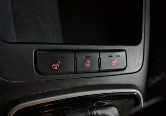 Подержанный автомобиль Kia Rio Hatchback 2019 года (24 фото)