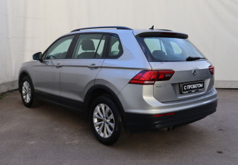Подержанный автомобиль Volkswagen Tiguan 2019 года (6 фото)