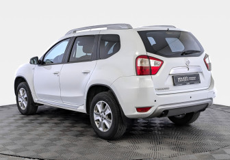 Подержанный автомобиль Nissan Terrano 2021 года (7 фото)