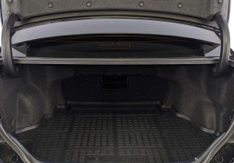 Подержанный автомобиль Toyota Camry Sedan 2015 года (10 фото)