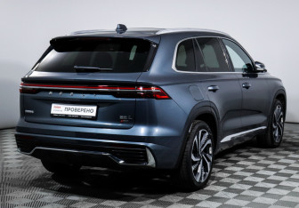 Подержанный автомобиль Geely Monjaro 2022 года (5 фото)