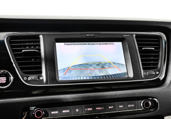 Подержанный автомобиль Kia Carnival 2019 года (24 фото)