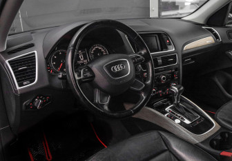 Подержанный автомобиль Audi Q5 2012 года (15 фото)