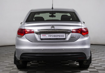 Подержанный автомобиль Citroen C4 Sedan 2014 года (5 фото)