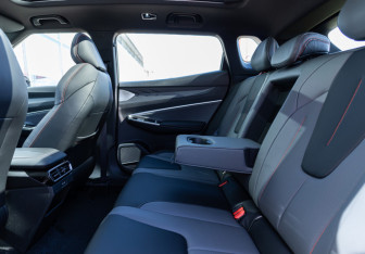 Новый Geely Cityray 2025 (36 фото)