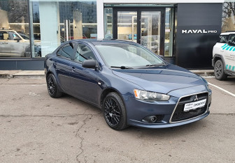 Подержанный автомобиль Mitsubishi Lancer Sedan 2008 года (3 фото)