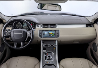 Подержанный автомобиль Land Rover Range Rover Evoque 2015 года (14 фото)