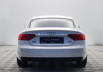 Подержанный автомобиль Audi A5 Liftback 2012 года (4 фото)