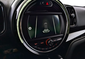 Подержанный автомобиль MINI Countryman 2019 года (28 фото)