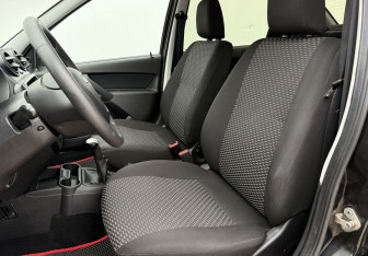 Подержанный автомобиль LADA (ВАЗ) Granta Sedan 2018 года (10 фото)