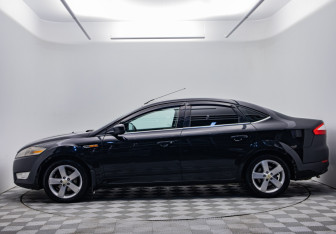 Подержанный автомобиль Ford Mondeo Sedan 2009 года (8 фото)