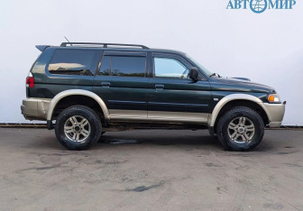 Подержанный автомобиль Mitsubishi Pajero Sport 2006 года (4 фото)