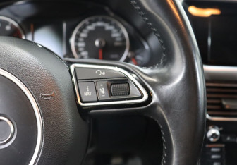 Подержанный автомобиль Audi Q5 2015 года (18 фото)