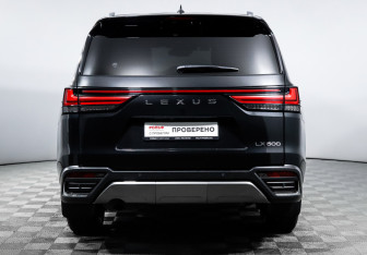 Подержанный автомобиль Lexus LX 2024 года (6 фото)