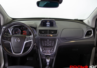 Подержанный автомобиль Opel Mokka 2013 года (11 фото)