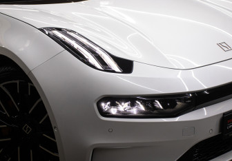 Подержанный автомобиль Zeekr 001 2023 года (26 фото)