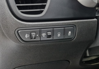 Подержанный автомобиль Kia Rio Sedan 2021 года (25 фото)