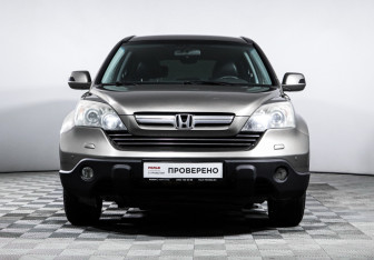 Подержанный автомобиль Honda CR-V 2008 года (2 фото)
