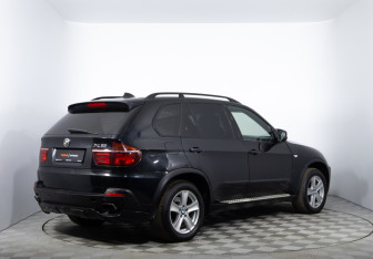 Подержанный автомобиль BMW X5 2008 года (5 фото)