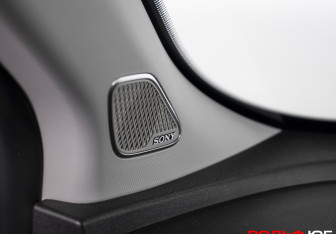 Подержанный автомобиль Omoda C5 2023 года (17 фото)